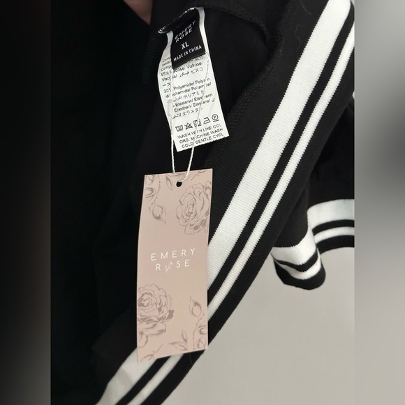 ✨NWT✨ Emery Rose: Women’s Full Zip-Up Hoodie- Size XL - Picture 4 of 6